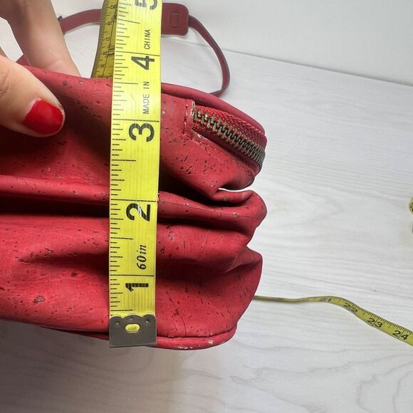 La‎ Flore Paris bobobark Vegan Cork Skin Convertible Backpack Purse Cognac Red main image 2